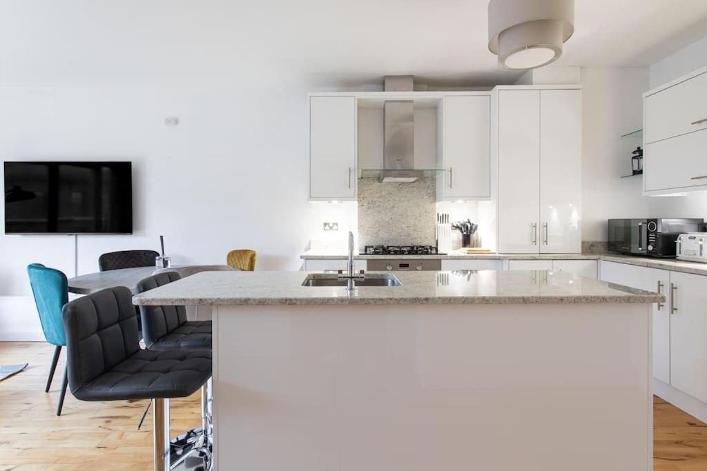 Best City Centre Luxurious Home Free Parking Belfast Exteriör bild
